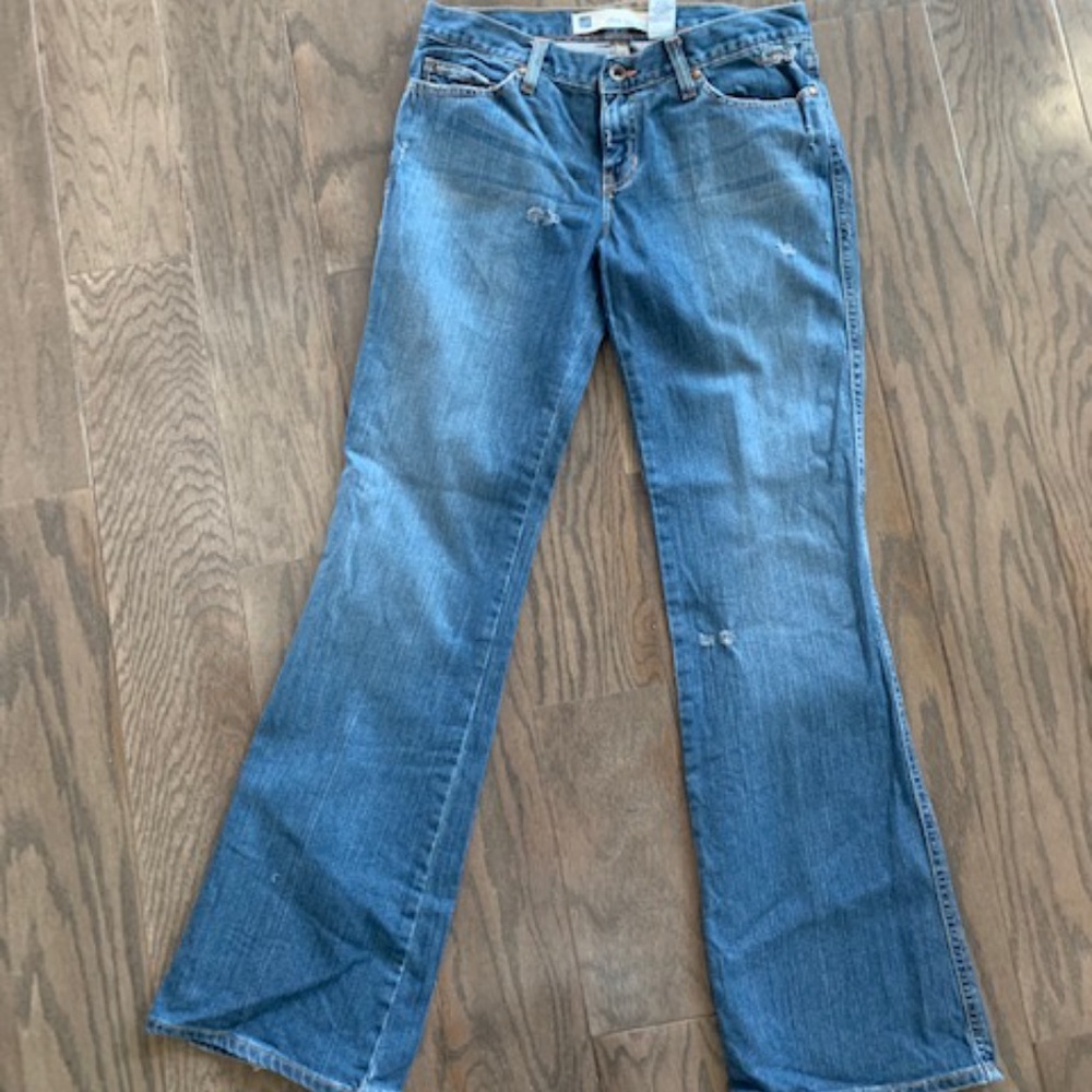 Gap Ultra Low Rise Women's Distressed Denim Jeans - Picture 5 of 7